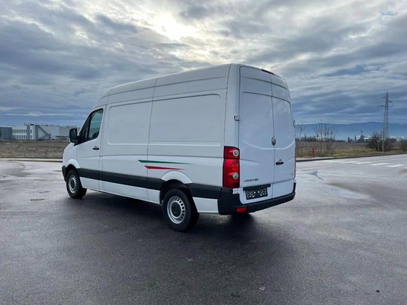 VW Crafter L2H2 TDi 136KC ЕВРО 5В * КЛИМА ОБСЛУЖЕН ПЕРФЕКТЕН, снимка 3 - Бусове и автобуси - 53060976