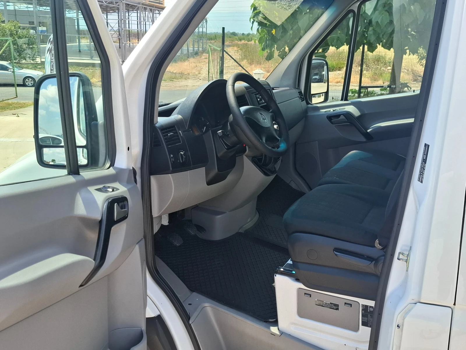 Mercedes-Benz Sprinter 313 CDI/220V/Клима/Euro5B - изображение 6