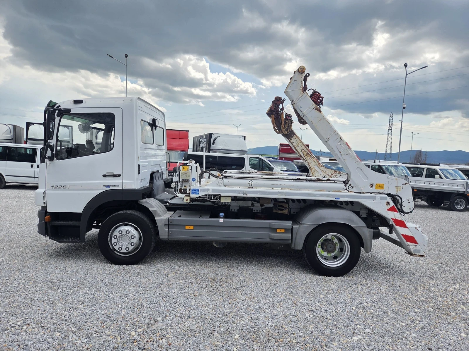 Mercedes-Benz Atego 1226, Контеинеровоз, Климатик - изображение 2