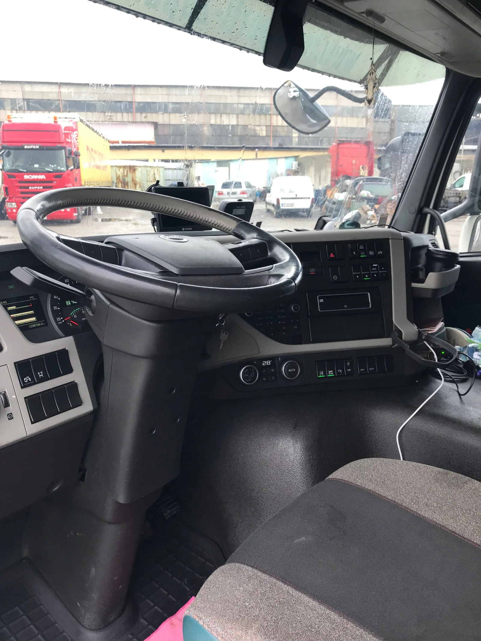 Volvo Fm  - изображение 7
