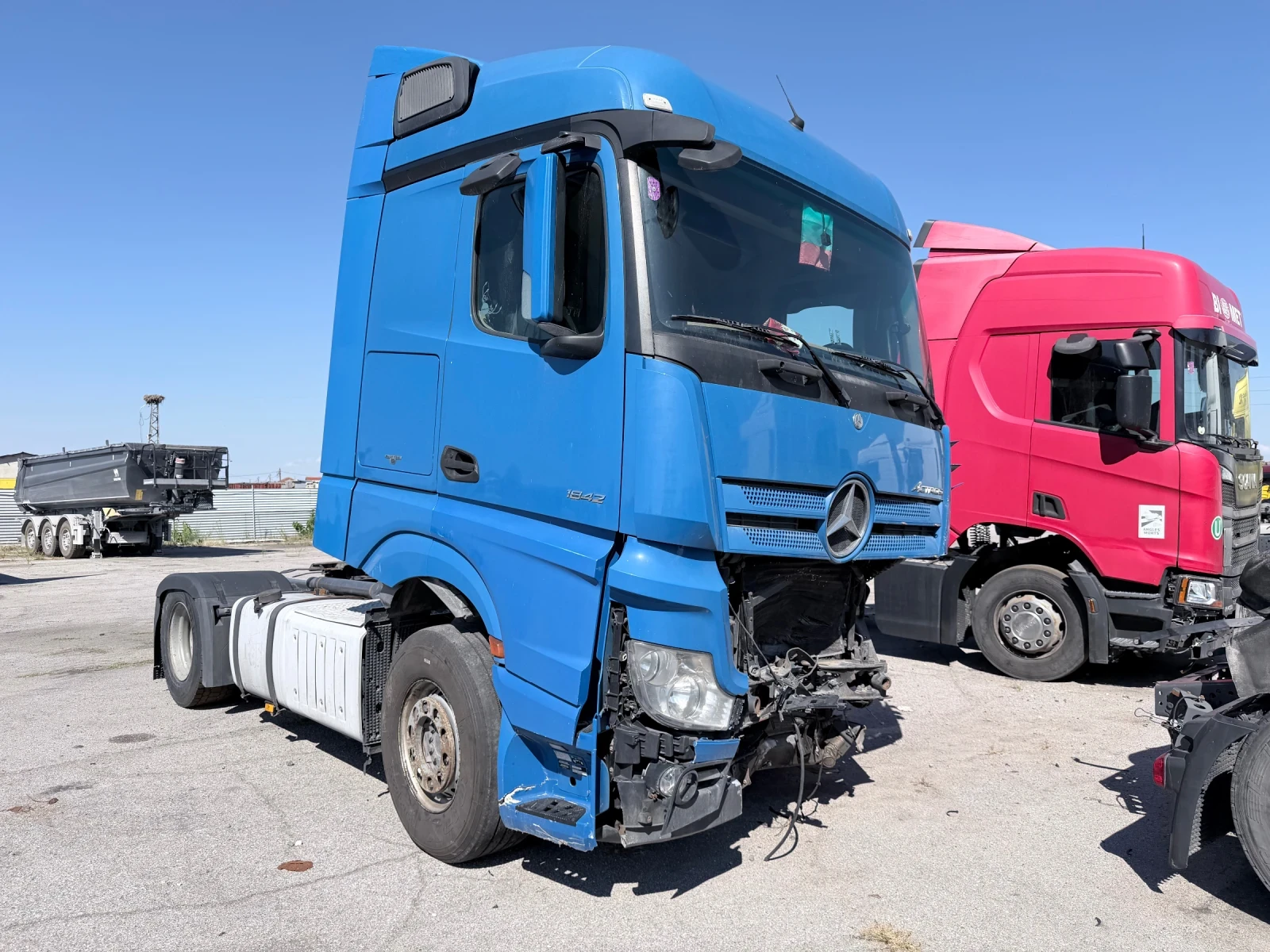Mercedes-Benz Actros 1842
