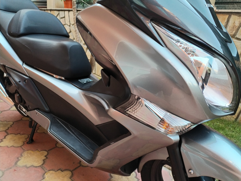 Honda Silver Wing S-wt 600 ABS PERFECTEN, снимка 3 - Мотоциклети и мототехника - 46306629