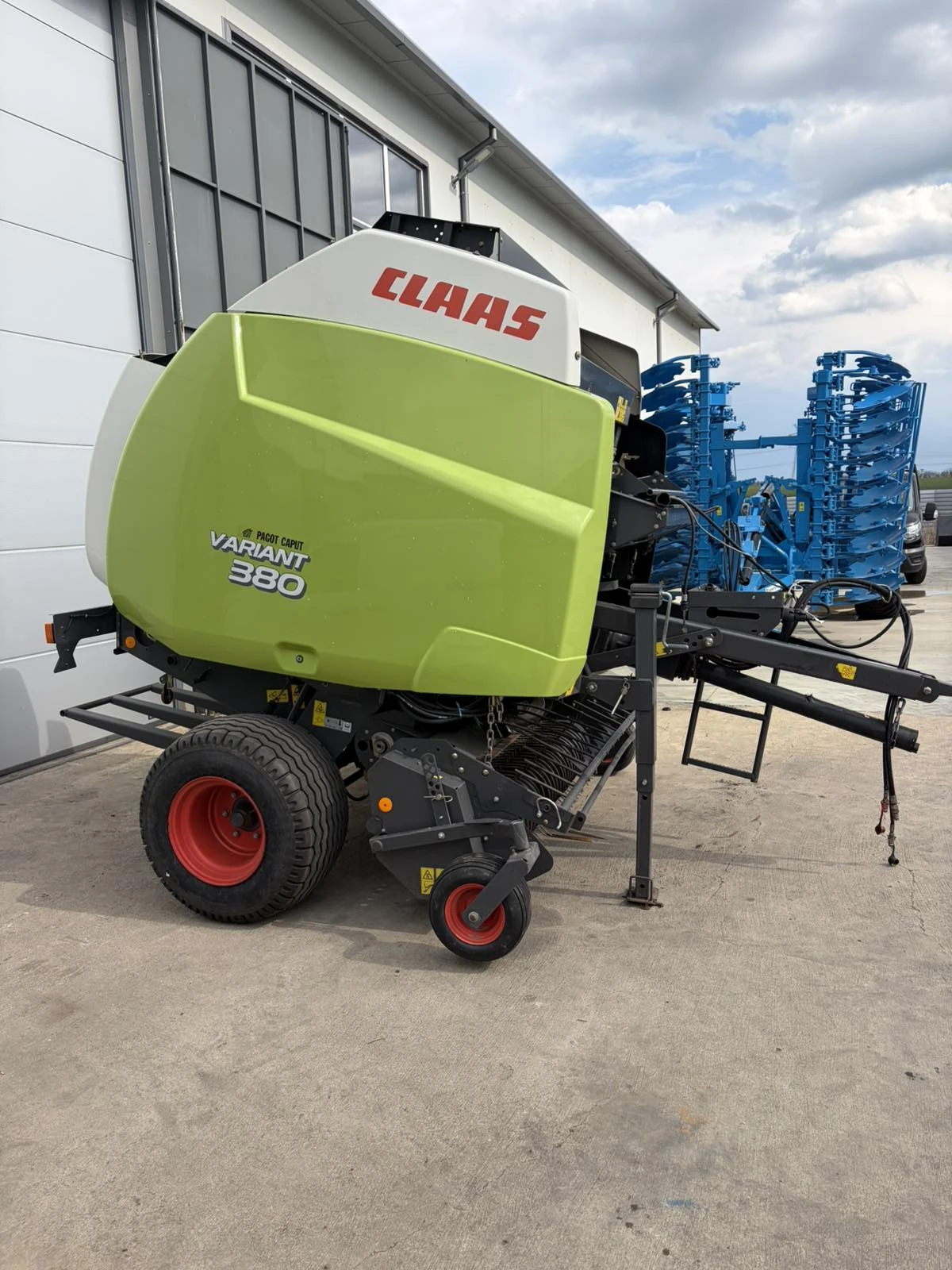 ����������� Claas Variant 380 ����������� � ����� ������ | Mobile.bg � ����������� 5