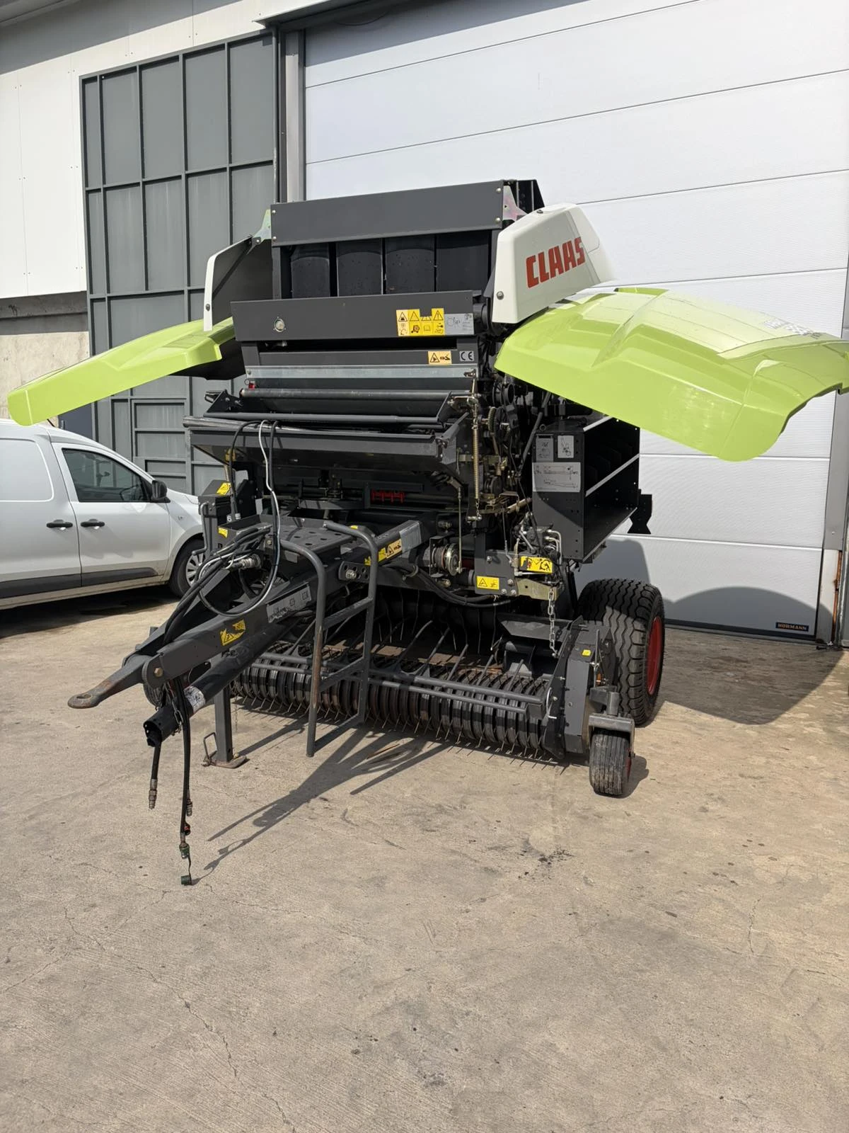 ����������� Claas Variant 380 ����������� � ����� ������ | Mobile.bg � ����������� 4