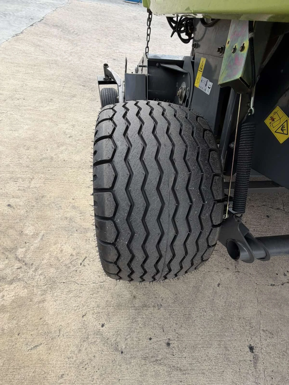 ����������� Claas Variant 380 ����������� � ����� ������ | Mobile.bg � ����������� 9