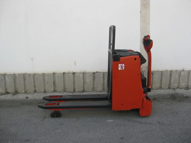 Електрокар Linde T16L /1152/, снимка 3 - Индустриална техника - 43593871