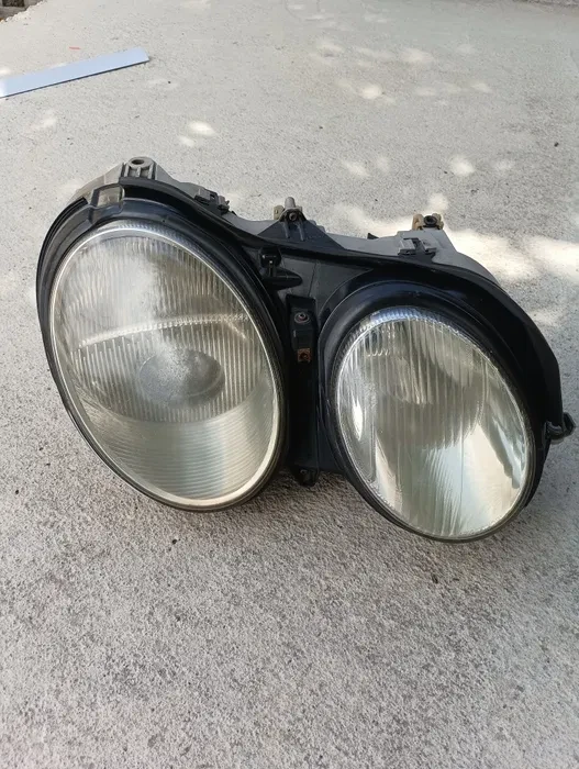 Десен фар за Mercedes CL 500 