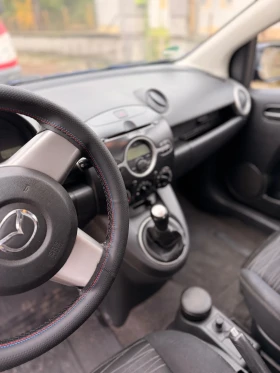Mazda 2, снимка 7