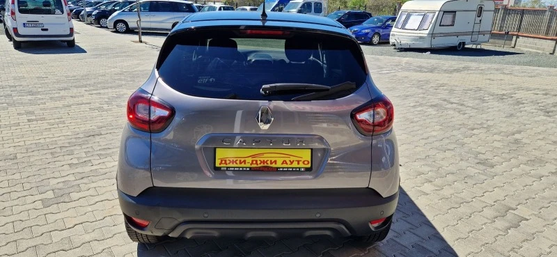 Renault Captur 1.5 DCI EURO 6B , снимка 5 - Автомобили и джипове - 45174616