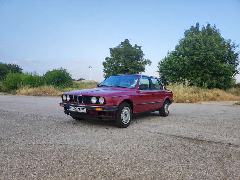 BMW 320, снимка 1 - Автомобили и джипове - 46277896