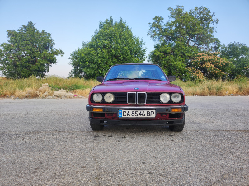 BMW 320, снимка 8 - Автомобили и джипове - 46277896