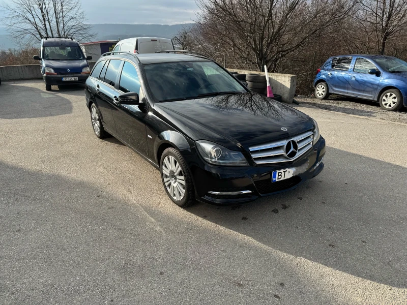 Mercedes-Benz C 220, снимка 2 - Автомобили и джипове - 48573117