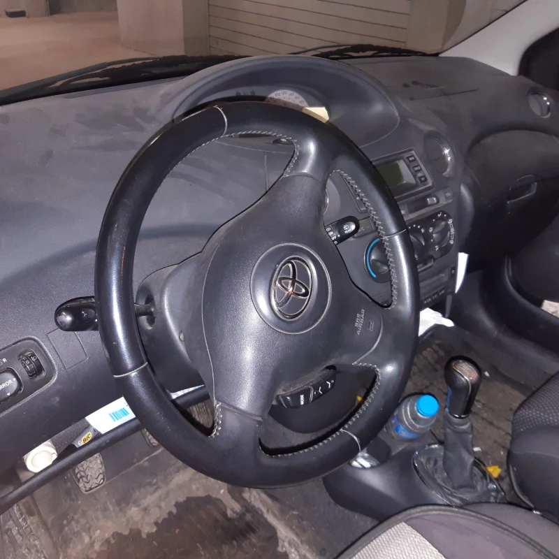 Toyota Yaris 1.5 TS, снимка 5 - Автомобили и джипове - 49282445