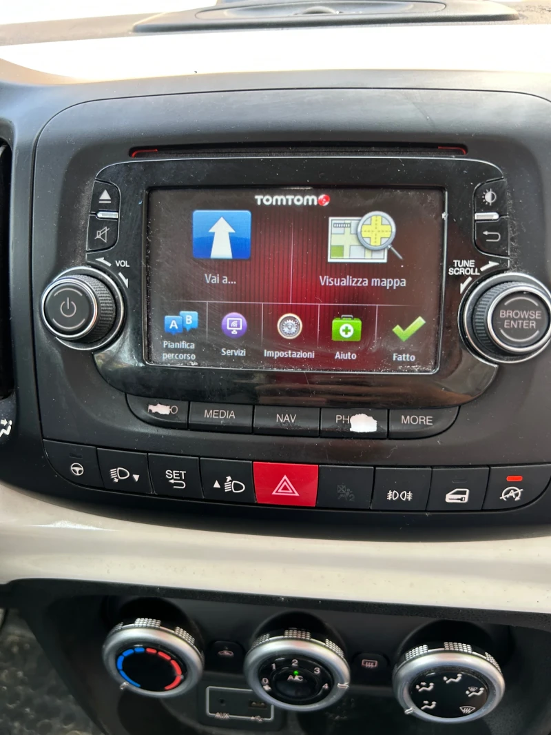 Fiat 500L 1.6 Multijet 105 к.с Euro 5 b, снимка 11 - Автомобили и джипове - 52435210