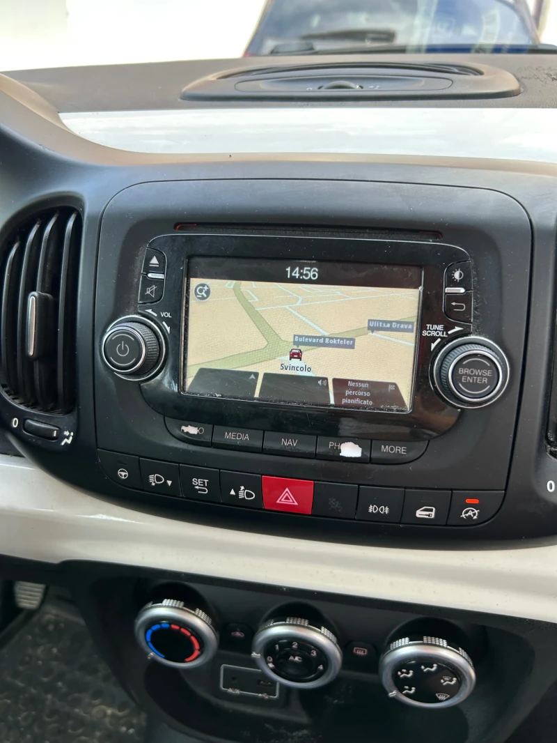 Fiat 500L 1.6 Multijet 105 к.с Euro 5 b, снимка 12 - Автомобили и джипове - 52435210