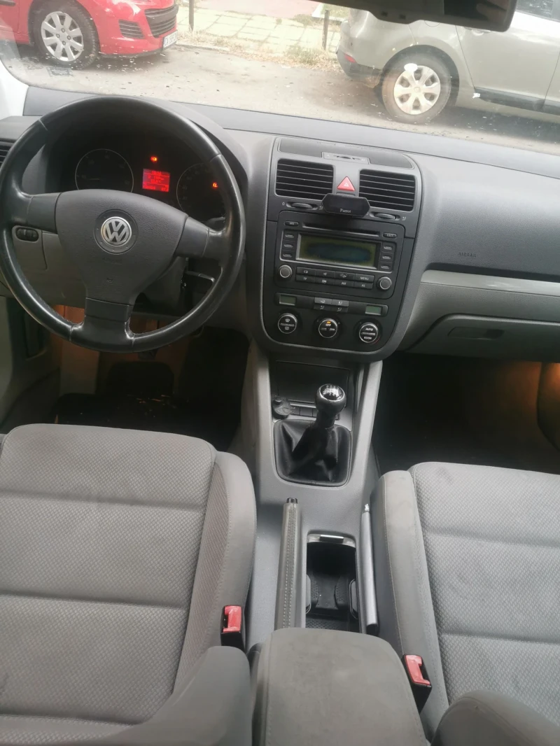VW Golf 2.0TDI, снимка 9 - Автомобили и джипове - 52576922