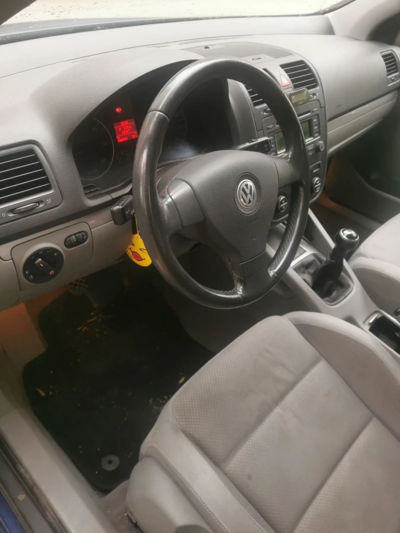 VW Golf 2.0TDI, снимка 7 - Автомобили и джипове - 52576922