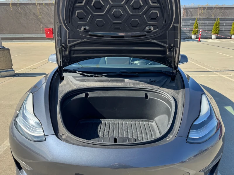 Tesla Model 3 Performance, снимка 11 - Автомобили и джипове - 52407611