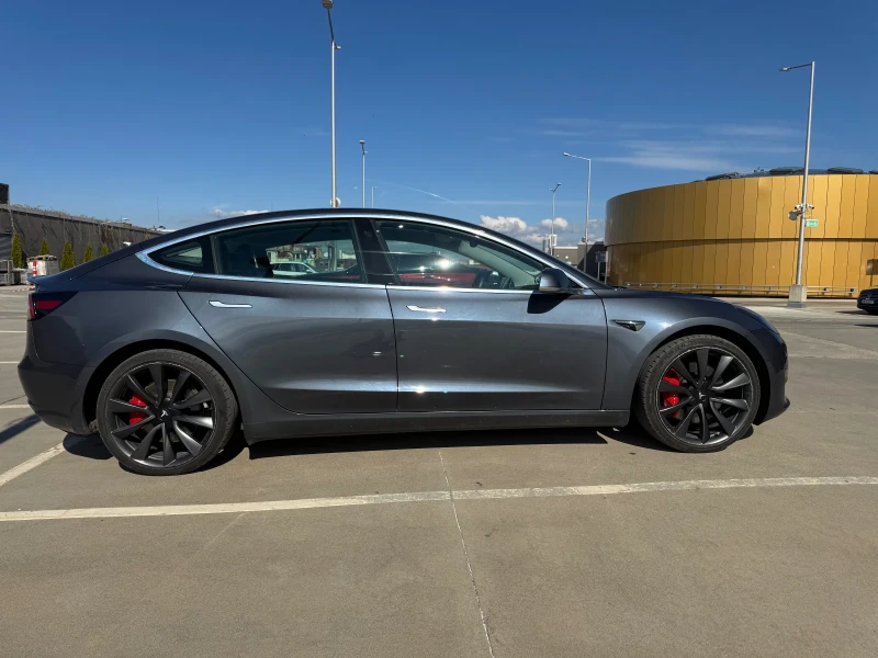 Tesla Model 3 Performance, снимка 2 - Автомобили и джипове - 52407611