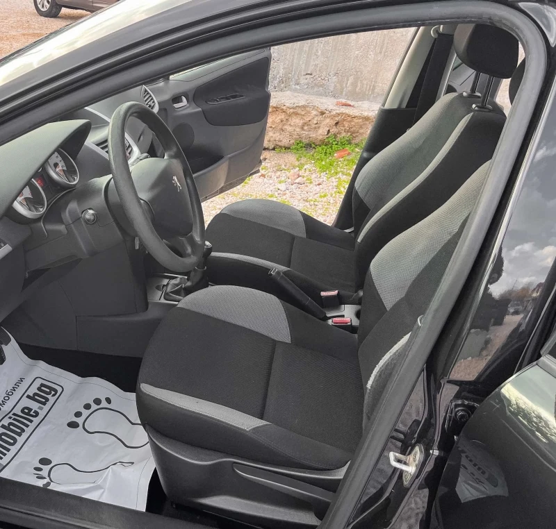Peugeot 207 1.4i, снимка 9 - Автомобили и джипове - 52497828
