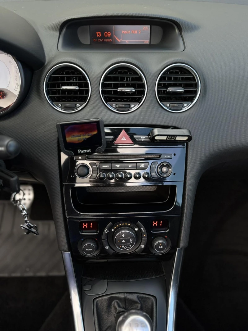 Peugeot 308 cc, снимка 9 - Автомобили и джипове - 52512366