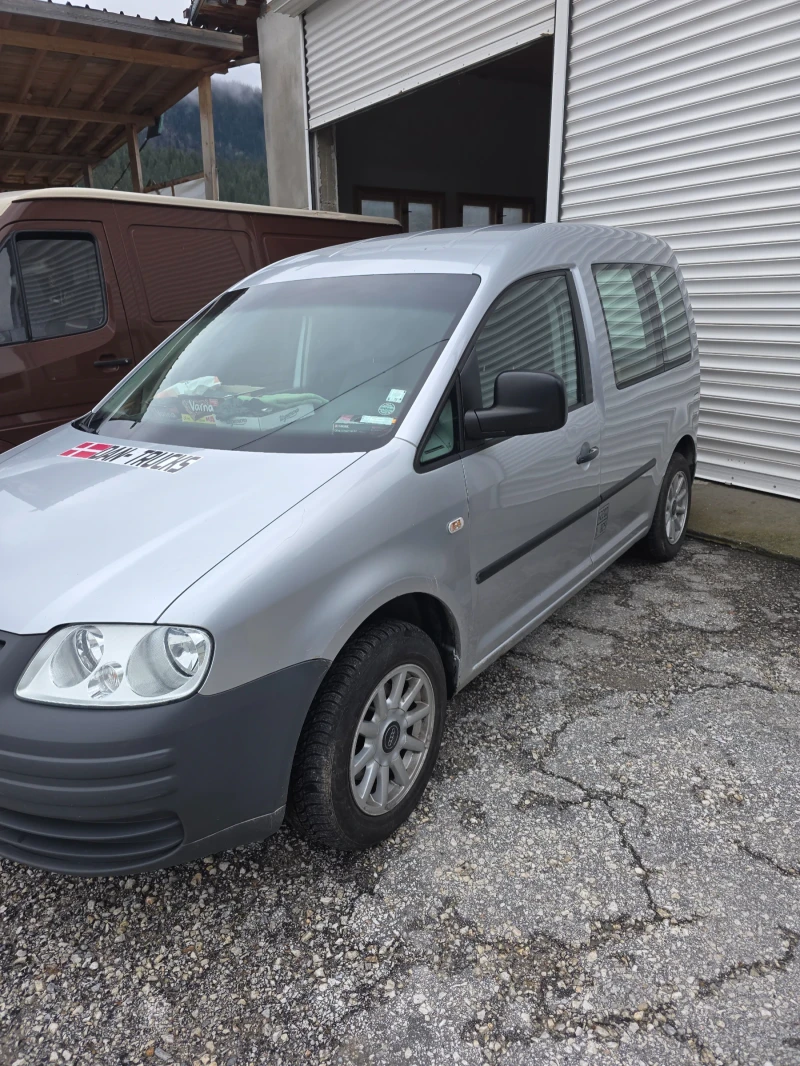 VW Caddy, снимка 2 - Автомобили и джипове - 52639202