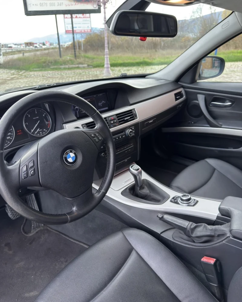 BMW 318, снимка 6 - Автомобили и джипове - 53013635