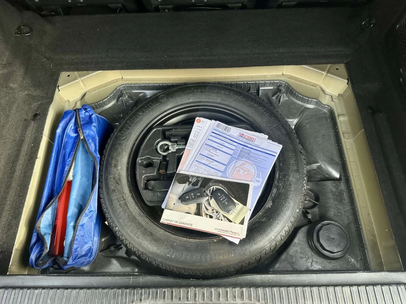 Citroen C4 Picasso 1.6 Blue-HDi, Автоматик, Самопаркиране, Exclusive, снимка 17 - Автомобили и джипове - 53266892