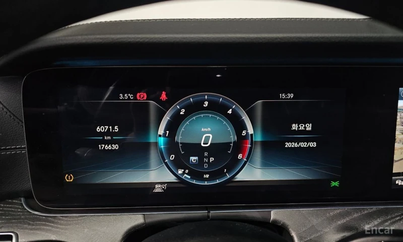 Mercedes-Benz CLS 400, снимка 8 - Автомобили и джипове - 53336121