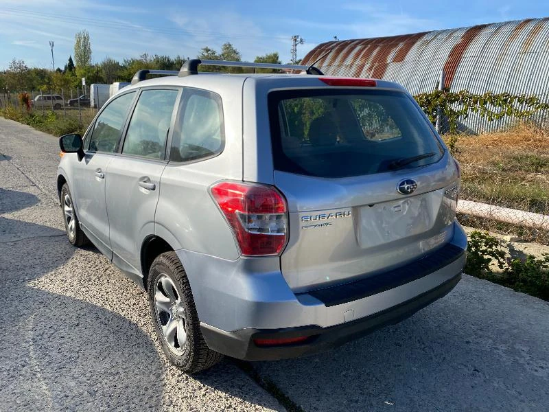 Subaru Forester 2.5 бензин 4х4 - изображение 4