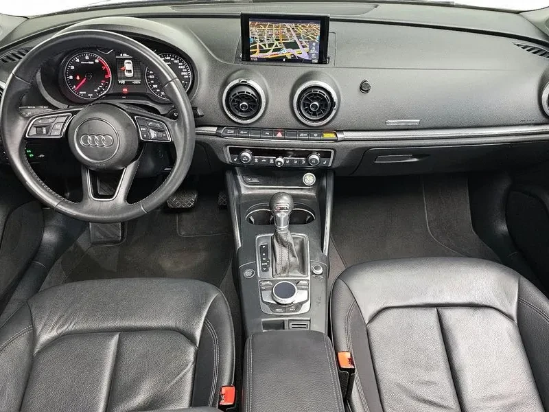 Audi A3 A3 40 Tfsi 8V, снимка 7 - Автомобили и джипове - 54989425