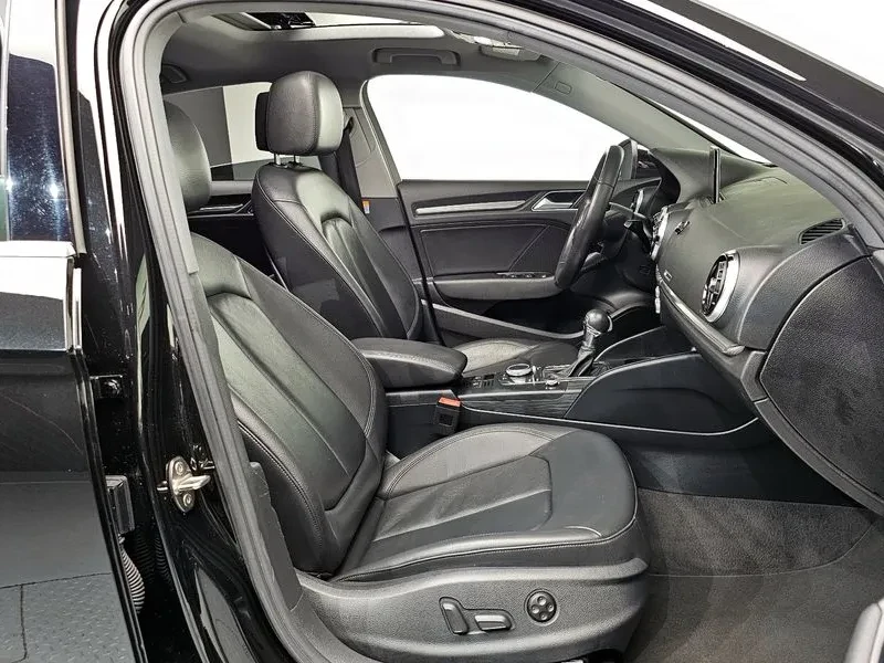 Audi A3 A3 40 Tfsi 8V, снимка 10 - Автомобили и джипове - 54989425