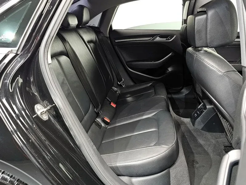 Audi A3 A3 40 Tfsi 8V, снимка 12 - Автомобили и джипове - 54989425