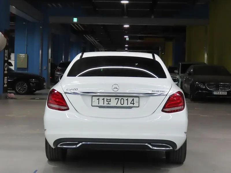 Mercedes-Benz C 220 CDI Avantgarde - САМО 30% АВАНС!, снимка 9 - Автомобили и джипове - 55986505