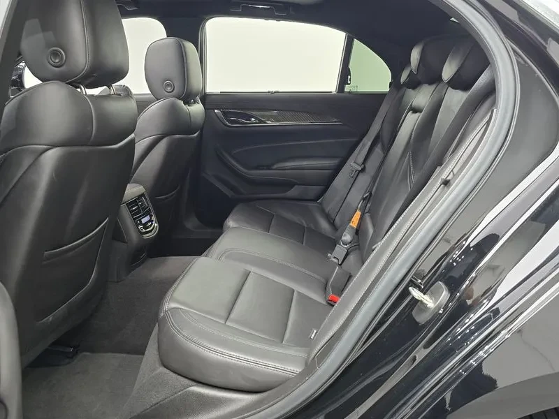 Cadillac Cts 2.0 Premium, снимка 12 - Автомобили и джипове - 56699093