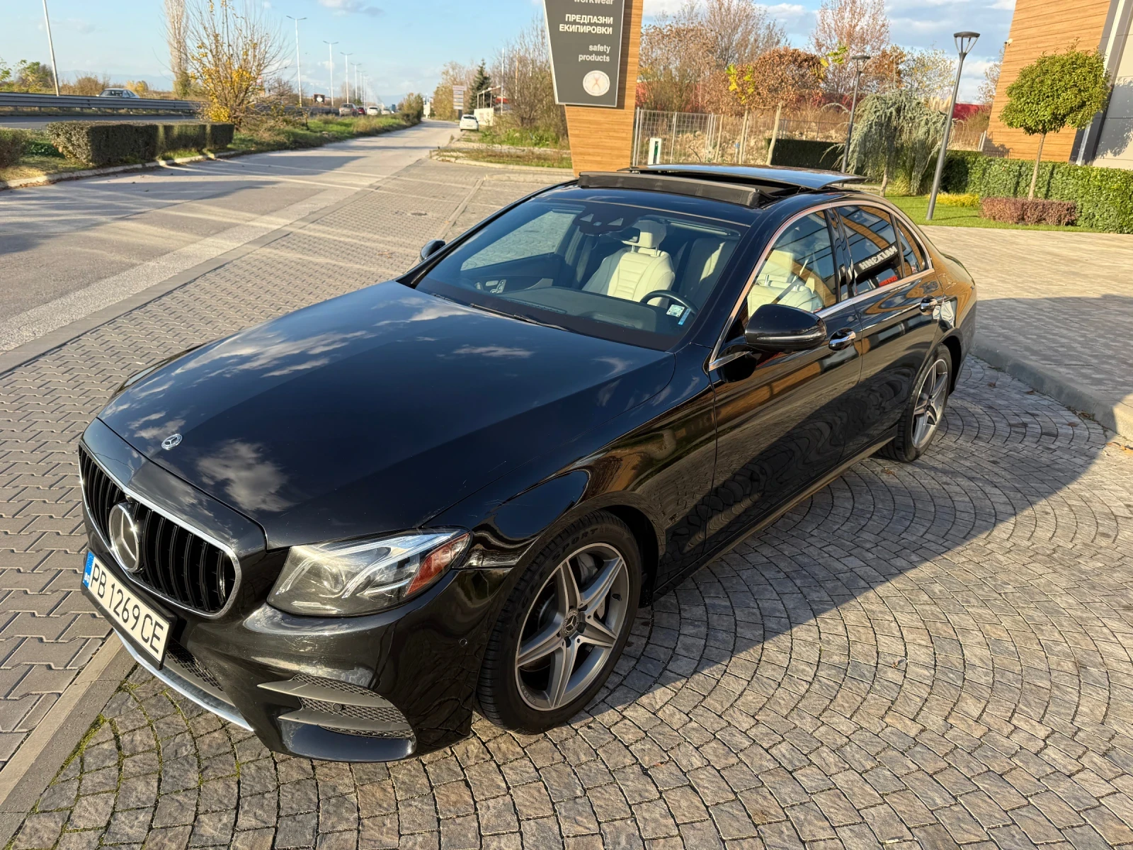 Mercedes-Benz E 400 AMG 4matic, снимка 1
