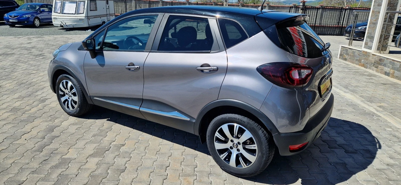 Renault Captur 1.5 DCI EURO 6B  - изображение 6