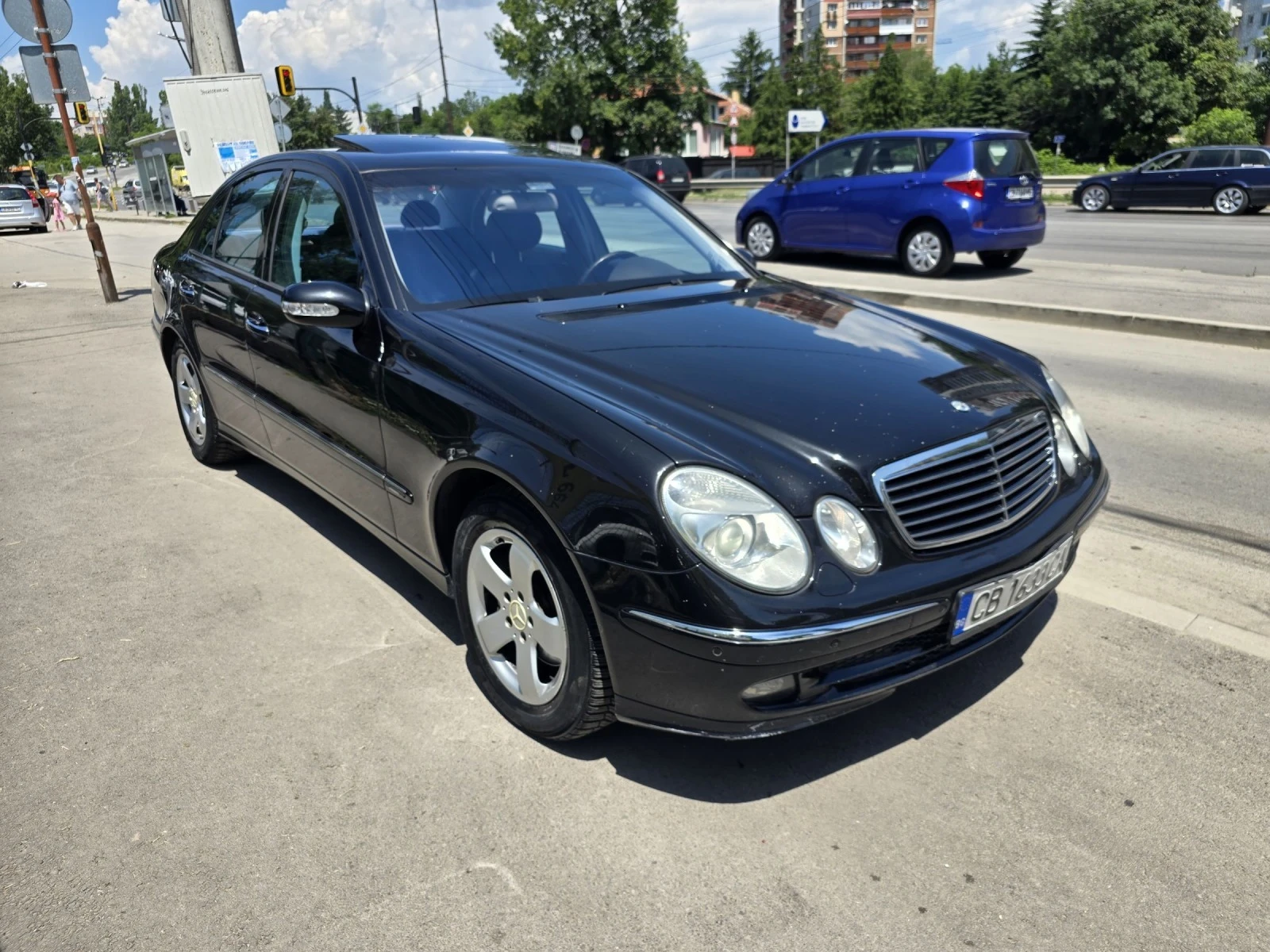 Mercedes-Benz E 350 4MATIC/AVANGARDE - изображение 3