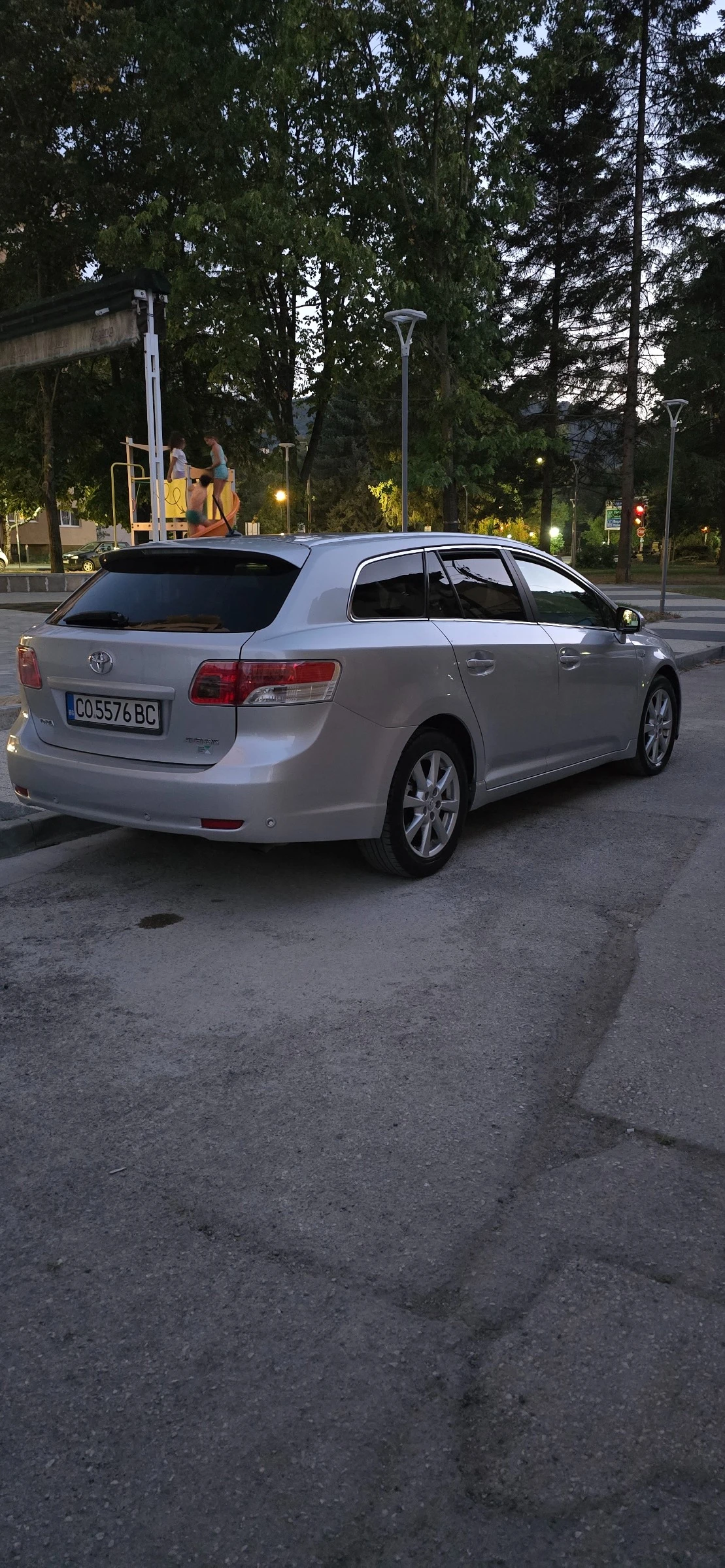 Toyota Avensis  - изображение 3