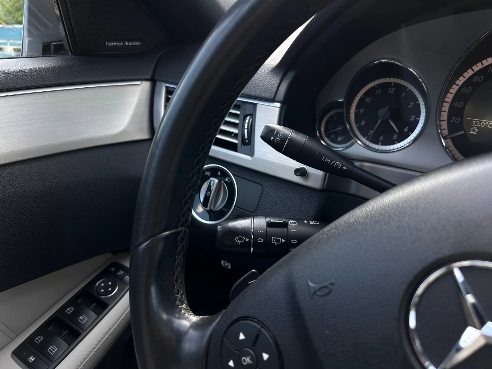 Mercedes-Benz E 350 CDI 4MATIC AVANTGARDE AMG LED XENON NAVI OBDUHVANE - изображение 9