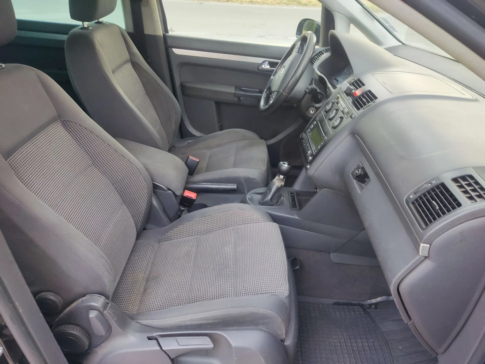 VW Touran  - изображение 9