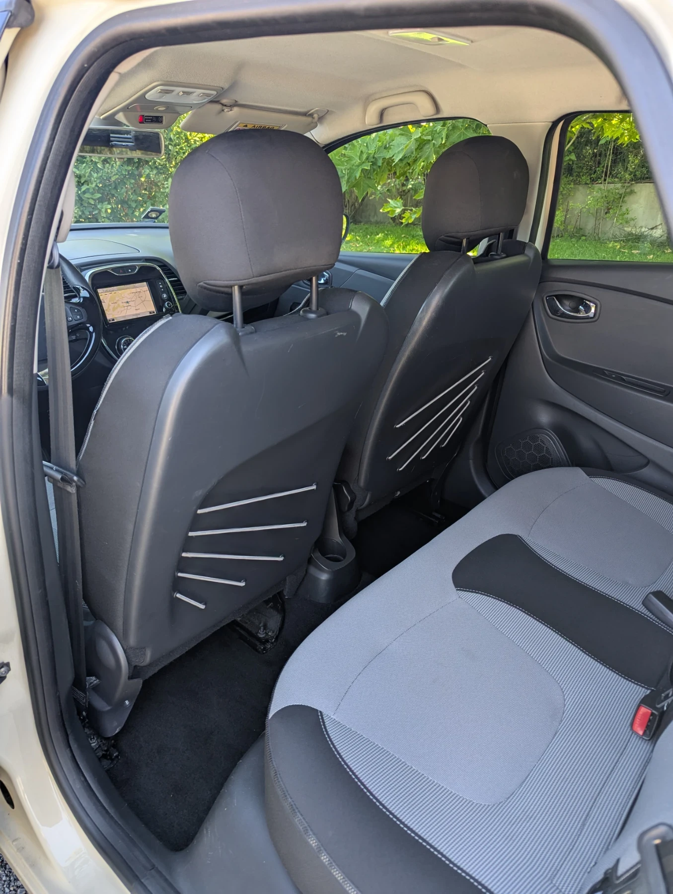 Renault Captur 1.5 dci | Mobile.bg — изображение 12