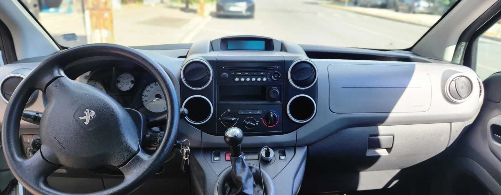 Peugeot Partner 1.6HDI TEPEE - изображение 7
