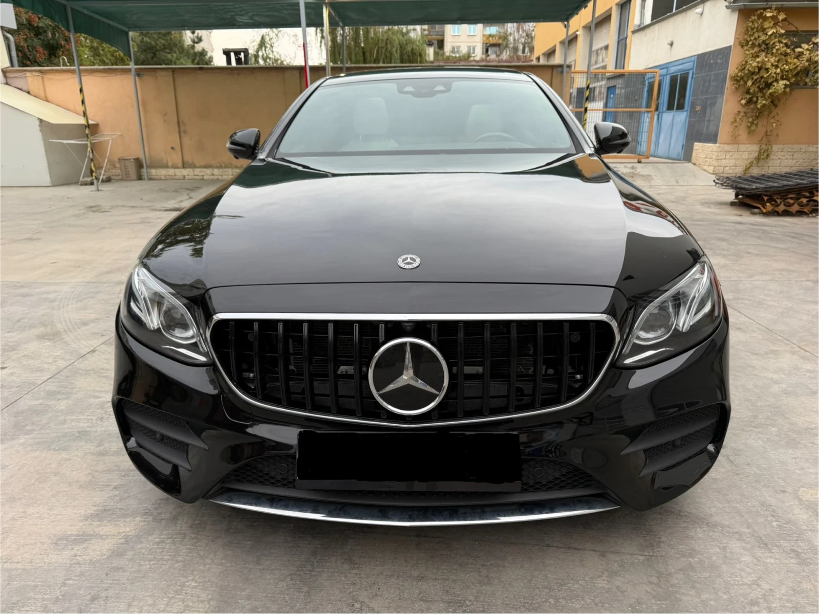 Mercedes-Benz E 400 AMG 4matic - изображение 2