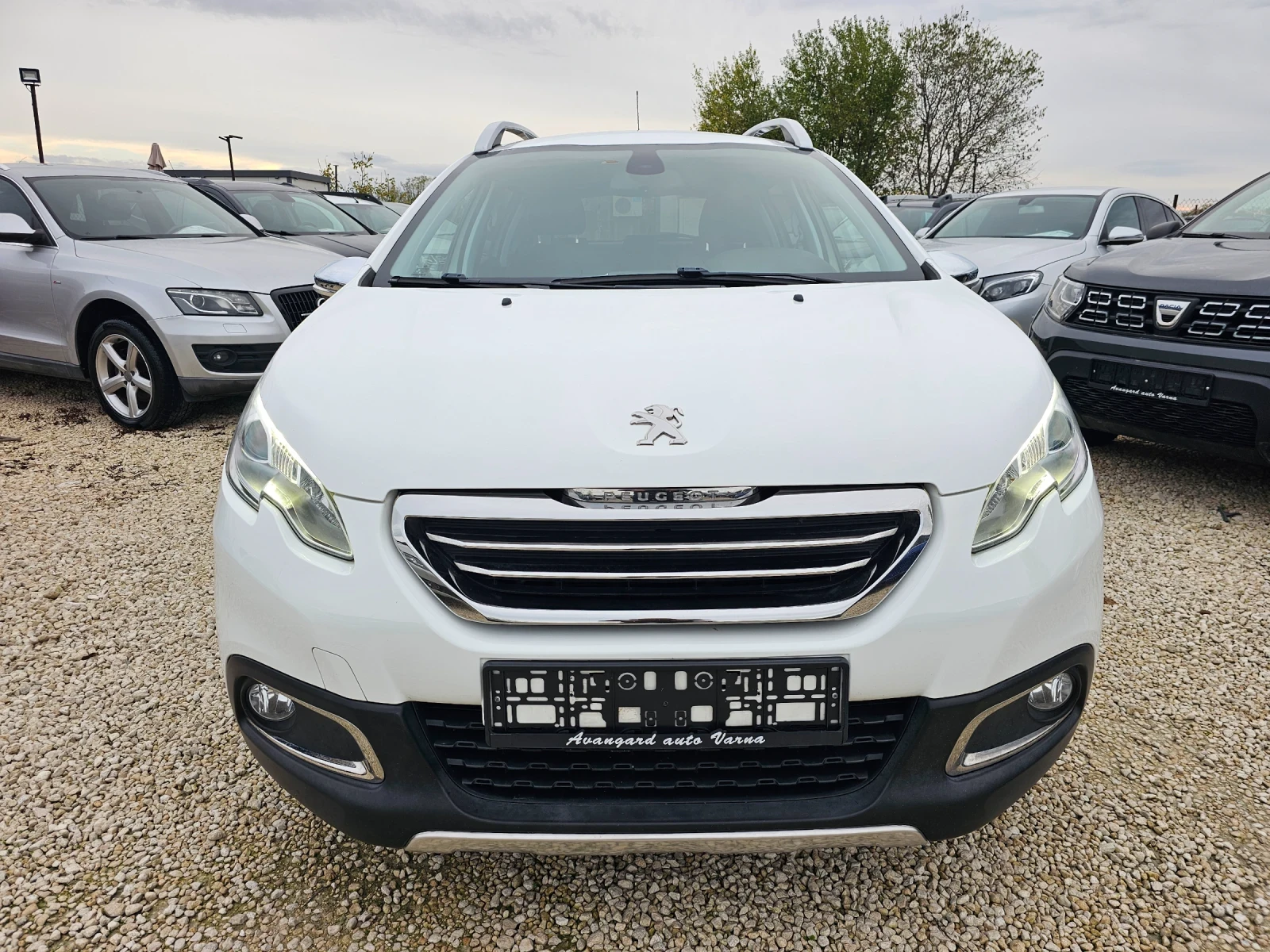 Peugeot 2008 1.6HDI, 120.., Allure  | Mobile.bg   2