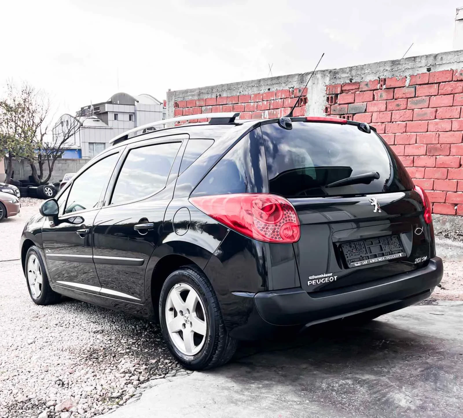 Peugeot 207 1.4i - изображение 5