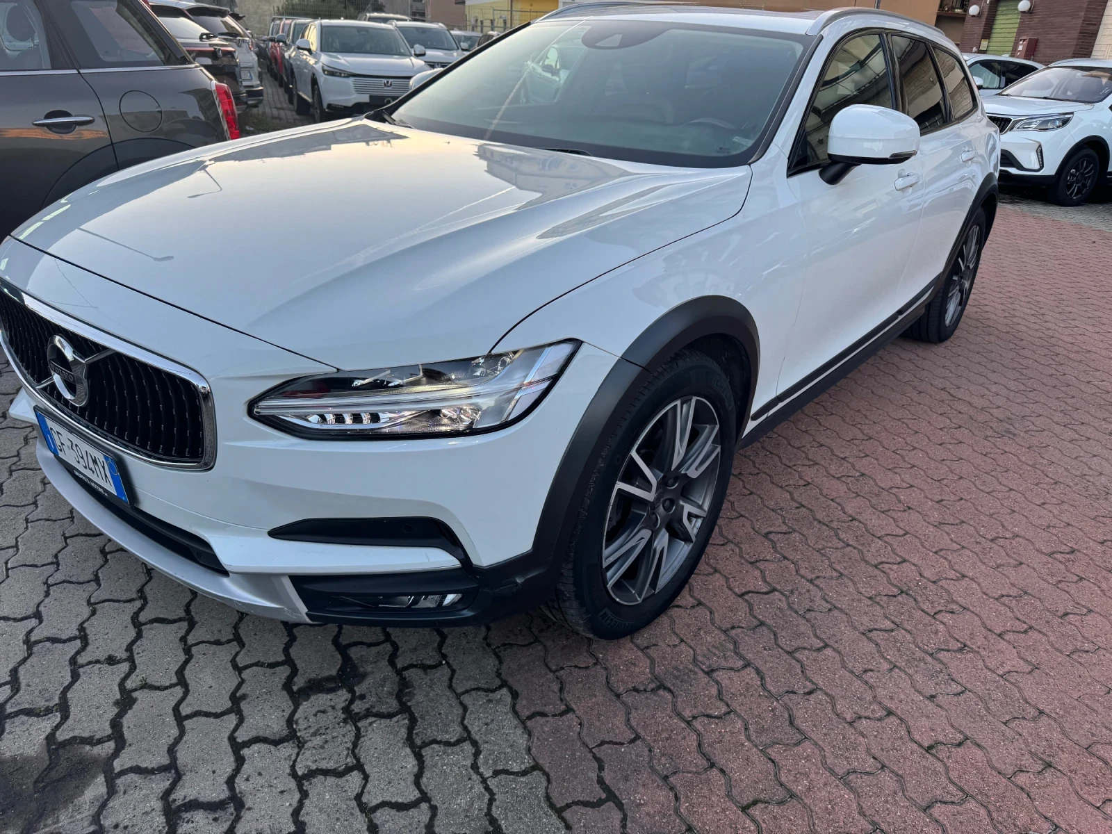 Volvo V90 Cross Country 4x4 189.000km Сервизиран Волво Панорама Подгрев - изображение 2