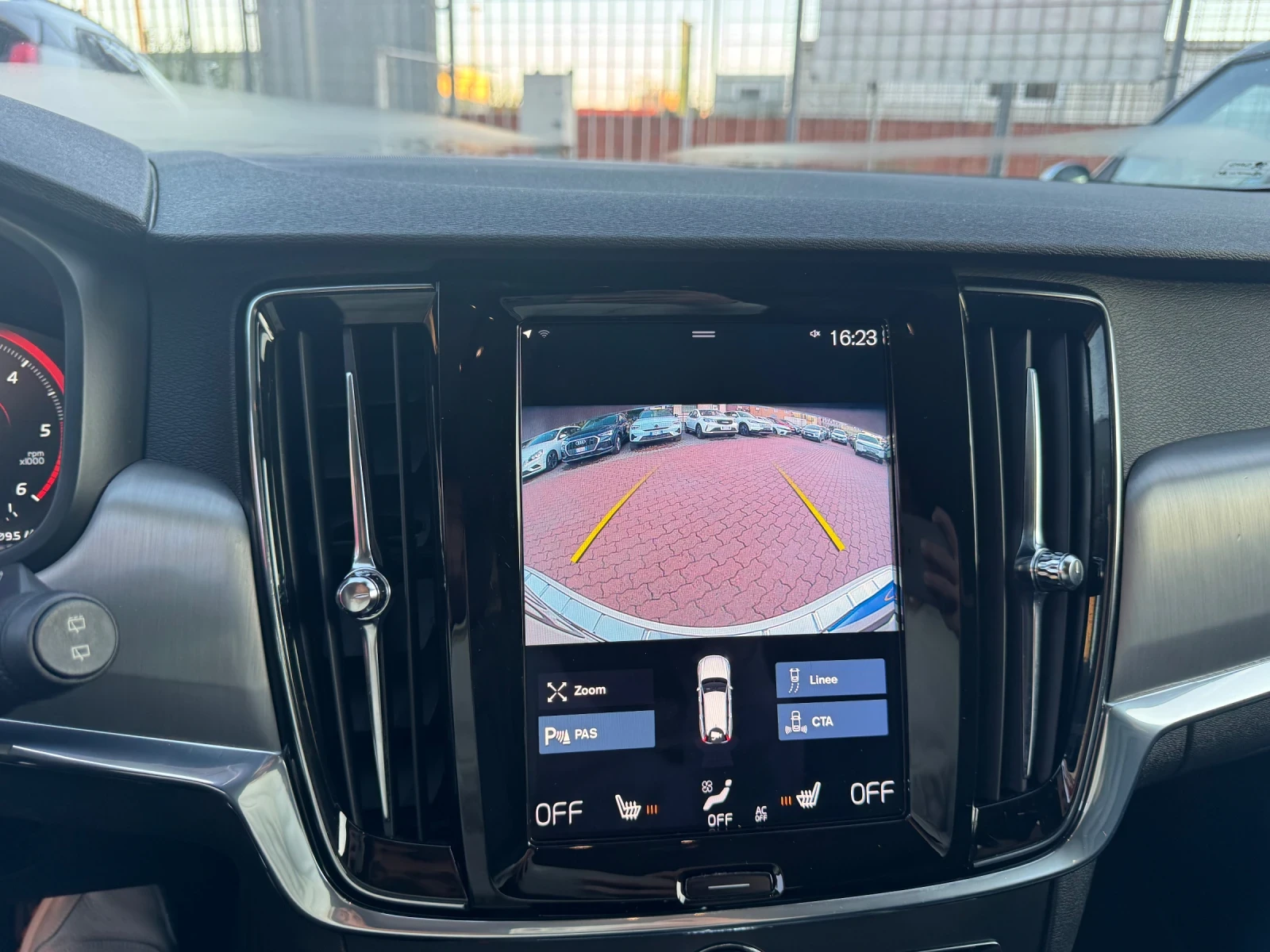 Volvo V90 Cross Country 4x4 189.000km     | Mobile.bg   12