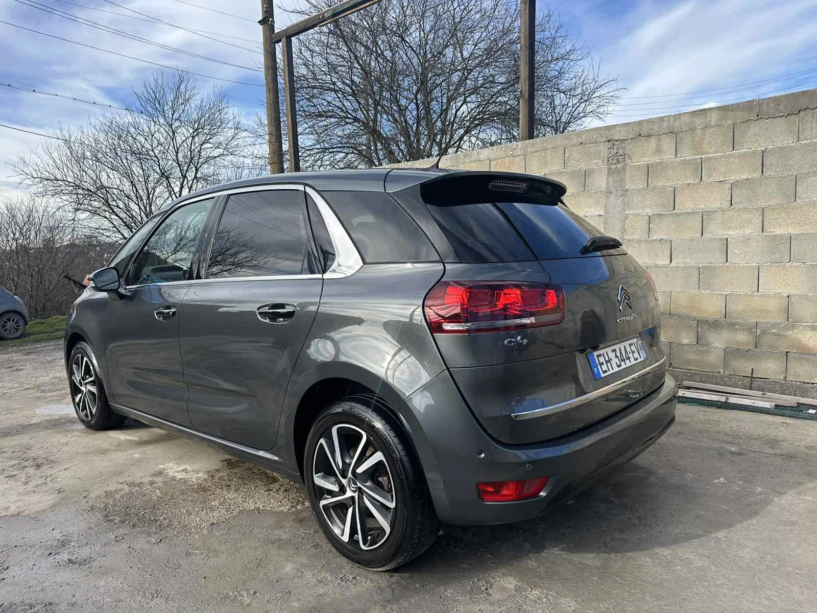 Citroen C4 Picasso 1.6 Blue-HDi, Автоматик, Самопаркиране, Exclusive - изображение 3