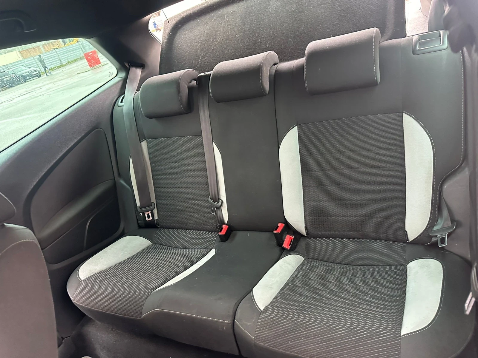 VW Polo 1.2 Tsi R-line DSG - изображение 7